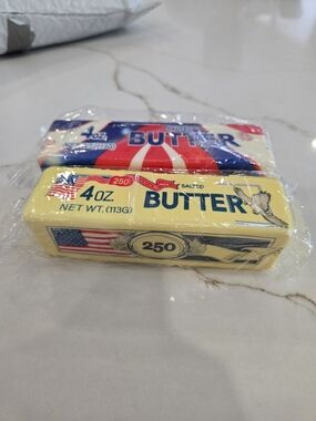 Set Of 2 Butter Kids Squishies Bicentenial. Set Of 2